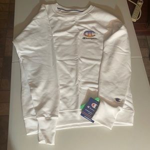NWT champion sweater.